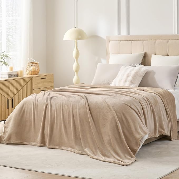 Hansleep Fleece Light Camel Full Blanket, Super Soft Flannel Fuzzy Plush Cozy Blanket for All Seasons, Light Camel, Full 84x90 Inches
