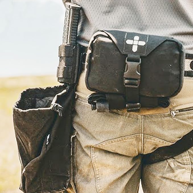Ifak Pouch-Rapid Deployment Tactical MOLLE Trauma Kit Pouches, Quick Release Tear-Off Medical First Aid Kit Organiser with Red Immediate Identify for Emergency Surviva.