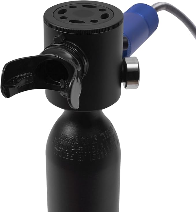 Scuba Tank, 0.5L Mini Scuba Diving Equipment, Emergency Rescue with High Pressure Pump, Support About 10 Minutes Underwater Breathing, Portable Lung Oxygen Tank Diving Equipment, for Underwater Diving