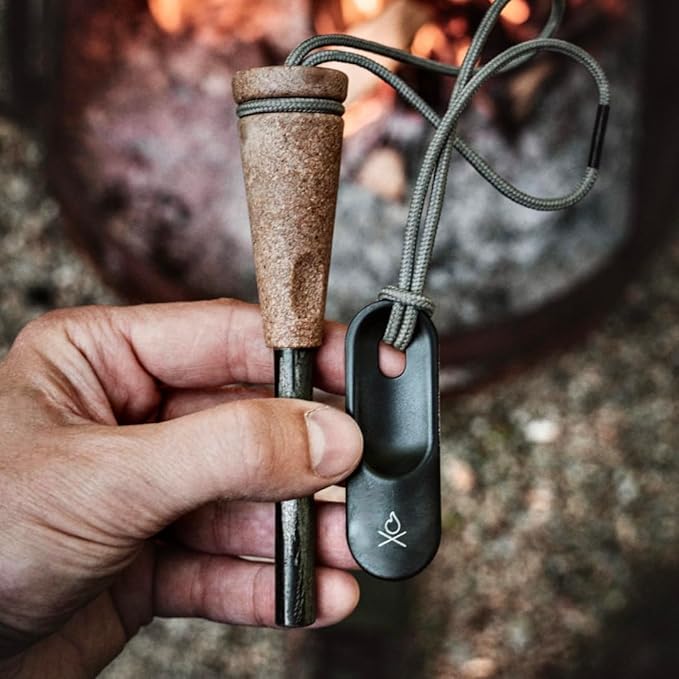 Überleben | Zünden PRO Ferro Rod Fire Starter Survival Tool – Up to 15,000 Strikes, 3/8" Thick Fire Steel with Wood Handle, Striker & Lanyard – Waterproof Camping Essentials (Black Top)