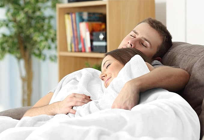 Utopia Bedding Fleece Blanket Throw Size White 300GSM Luxury Anti-Static Fuzzy Soft Microfiber Blanket for Couch, Sofa and Bed (50x60 Inch)