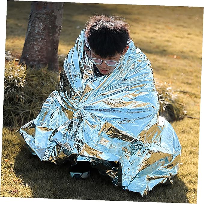 LIOOBO 4pcs Emergency Rescue Blanket Survival Thermal Insulation Foil Emergency Sheets Portable Outdoor Hiking Camping Warm Reflective Blanket 160x210cm