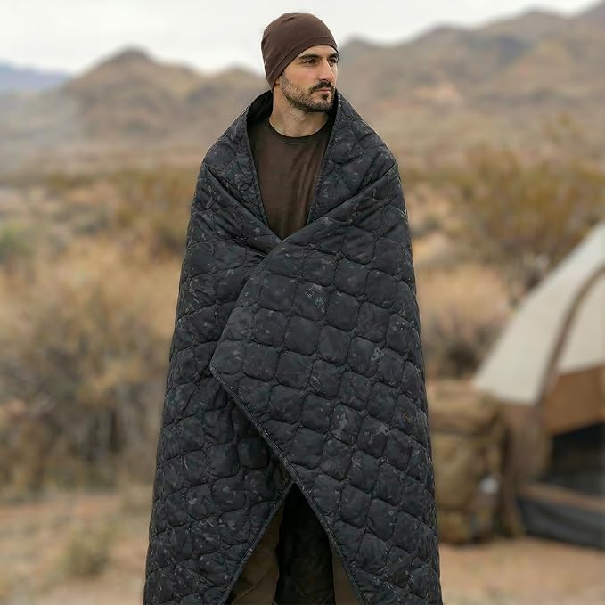 LOOGU Camo Blanket Waterproof Insulation Poncho Liner for Outdoor Camping, Hiking, Hunting, Survival, Backpacking, Picnicking