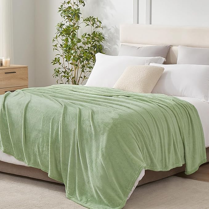 Hansleep Fleece Sage Green Full Blanket, Super Soft Flannel Fuzzy Plush Cozy Blanket for All Seasons, Sage Green, Full 84x90 Inches