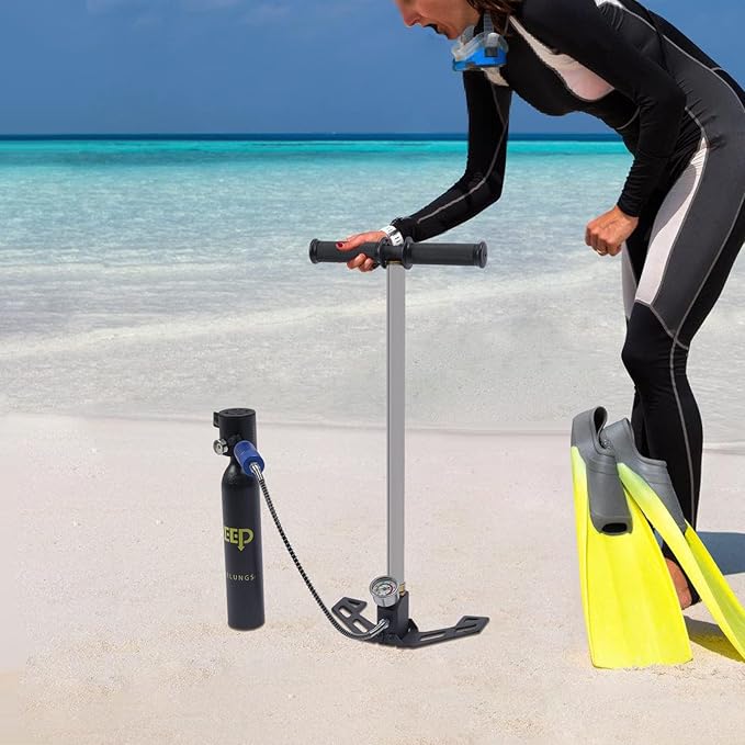 Mini Scuba Tank, 0.5L Scuba Diving Tank Oxygen Cylinder with 4500PSI Air Pump, Portable Diving Equipment Kit for Underwater Exploration Emergency Rescue