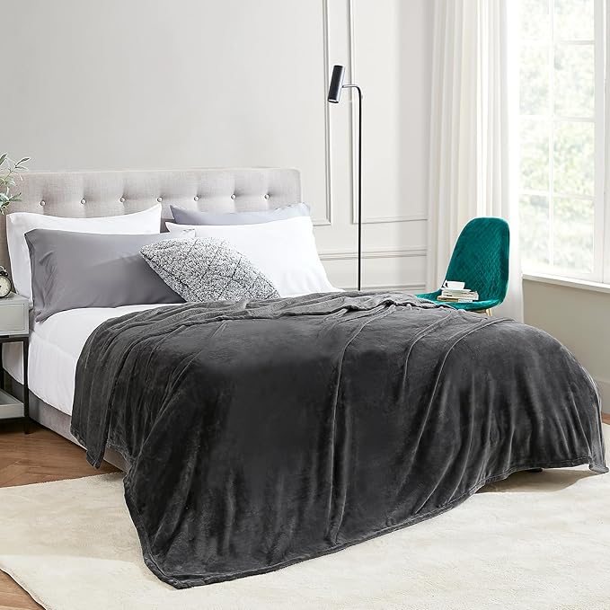 Hansleep Fleece Blanket for Couch Charcoal, Super Soft Flannel Fuzzy Throw Plush Cozy Blanket for All Seasons, Charcoal, Throw 50x60 Inches