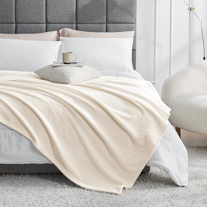Hansleep Fleece King Size Blanket for Bed Beige, Super Soft Flannel Fuzzy Plush Cozy Blanket for All Seasons, Beige, King 90x108 Inches