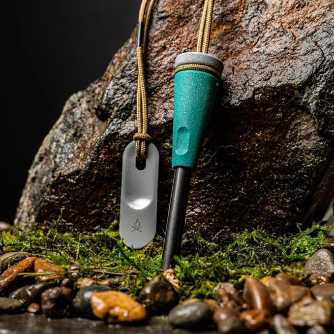 Überleben | Zünden PRO Ferro Rod Fire Starter Survival Tool – Up to 15,000 Strikes, 3/8" Thick Fire Steel with Wood Handle, Striker & Lanyard – Waterproof Camping Essentials (Seawall)
