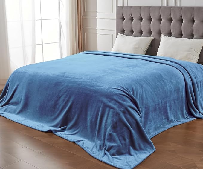 Edenleaf Big Oversized Soft Blanket, Giant Fleece Companion 120x120, California King Warm Blanket for Whole Family, Bed, Sofa, Couch, Travel, Camping 120x120 Sky Blue