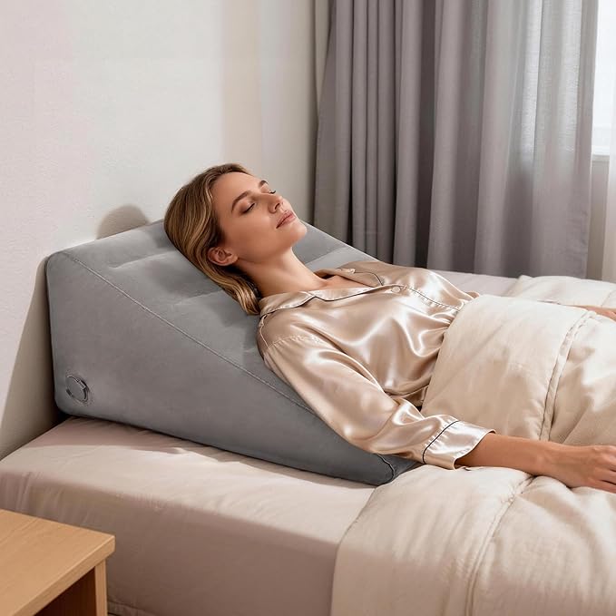 USHMA Inflatable Wedge Pillow for Traveling, 12 Inch Travel Bed Wedge for Headboard Triangle Pillow, Travel Wedge Pillow for Sleeping, Acid Reflux Relief, After Surgery, Back Pain Relief