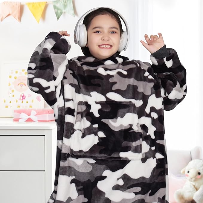Waitu Wearable Blanket for Kids, Wearable Blanket Hoodie Gifts for Teens Girls and Boys, Warm Blanket Sweatshirt for Teenage, Hoodie Blanket with Sleeves - Camo