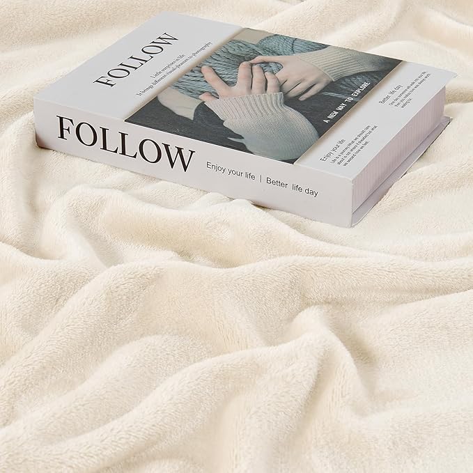 Edenleaf Big Oversized Soft Blanket, Giant Fleece Companion 120x120, California King Warm Blanket for Whole Family, Bed, Sofa, Couch, Travel, Camping 120x120 Cream