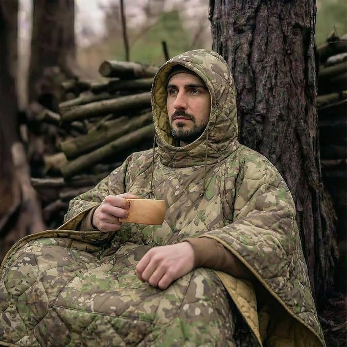 LOOGU Camo Blanket Waterproof Insulation Poncho Liner for Outdoor Camping, Hiking, Hunting, Survival, Backpacking, Picnicking