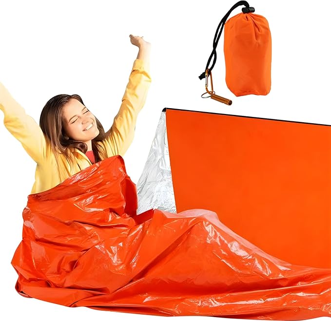 Emergency Sleeping Bags for Survival with Carabiner, 84"X36" Outdoor PE Orange Emergency Sleeping Bag, Ideal for Sudden Snowstorm During Camping, Providing Warmth to Survivors in Disaster Area