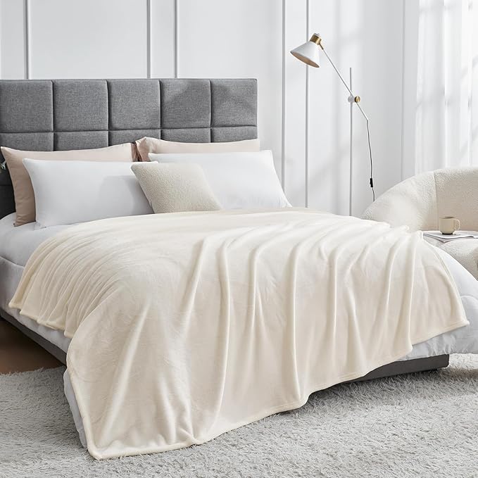 Hansleep Fleece Queen Blanket for Bed Fleece Beige, Queen Size Super Soft Flannel Fuzzy, Plush Cozy Blanket for All Seasons, Beige, Queen 90x90 Inches