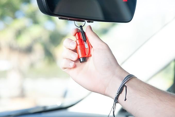RESQME The Original Keychain Car Escape Tool, Made in USA, unisex-adult, (Black), Single Pack (01.100.01)