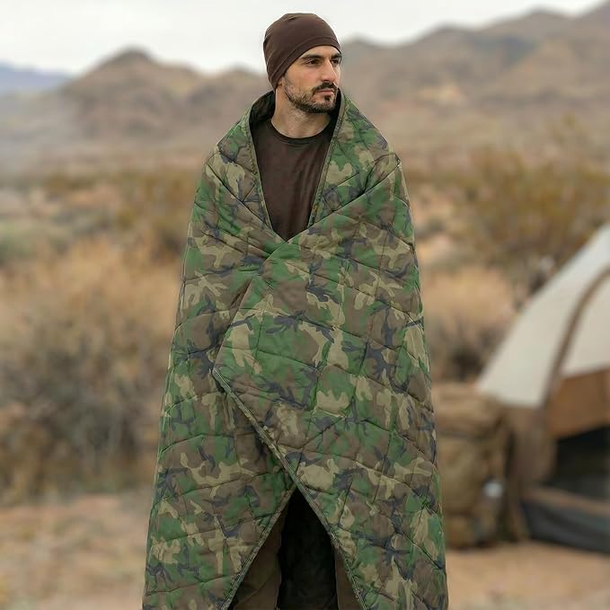 LOOGU Camo Blanket Waterproof Insulation Poncho Liner for Outdoor Camping, Hiking, Hunting, Survival, Backpacking, Picnicking