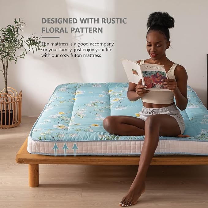 MAXYOYO Rustic Floral Korean Futon Mattress, Padded Japanese Floor Mattress Quilted Bed Mattress Topper, Extra Thick Folding Sleeping Pad Breathable Floor Lounger Guest Bed for Camping Couch, Queen