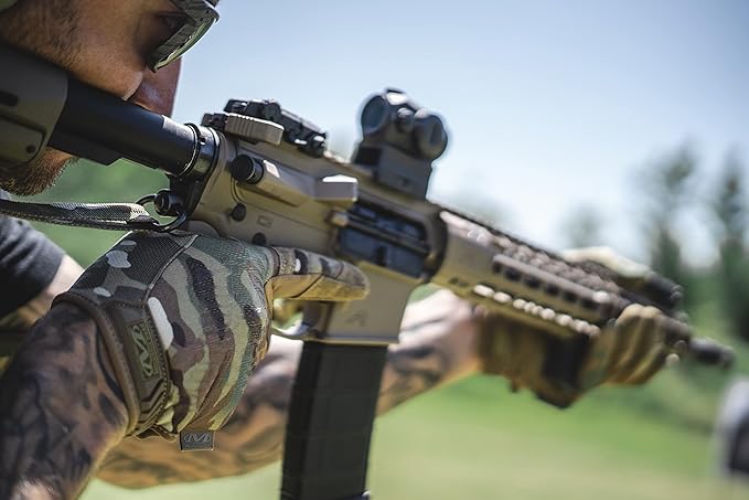 Mechanix Wear: The Original MultiCam Tactical Work Gloves with Secure Fit, Flexible Grip for Multi-purpose Use, Durable Touchscreen Safety Gloves for Men (Small, MultiCam)