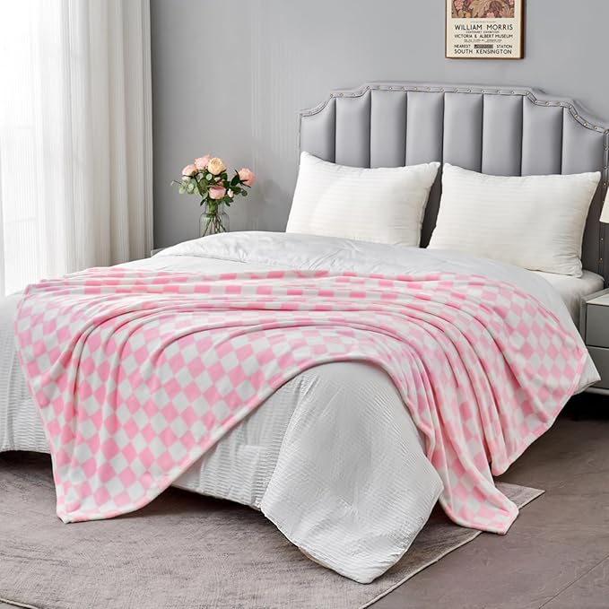 Edenleaf Pink Checkered Blanket, Ultra Soft Fleece Checkered Throw Blankets for Couch Bed and Travel, Luxury Throws for All Seasons, 60x80 Inch, Pink