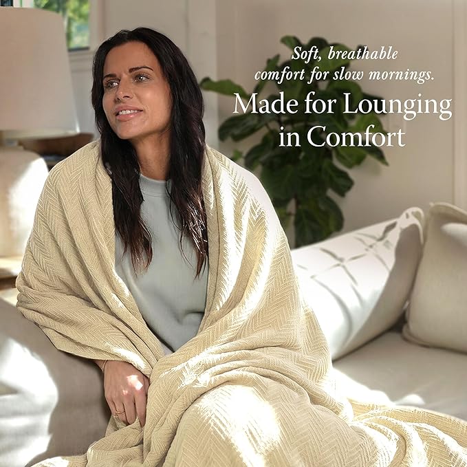 Threadmill Luxury Cotton Blankets for Queen Size Bed | All-Season 100% Cotton Queen Size Blanket | Herringbone Cozy, Soft Breathable Fall Thermal Blanket fits Full Size Bed | Vanilla Cream