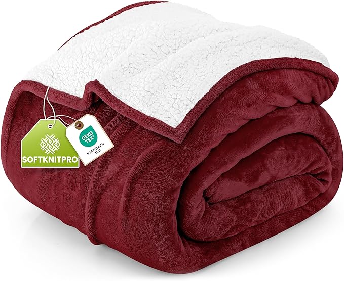Utopia Bedding Sherpa Blanket King Size (Red, 90x102 Inches) - Soft Lightweight Plush Fleece Reversible Blanket for Bed, Sofa, Couch, Camping and Travel