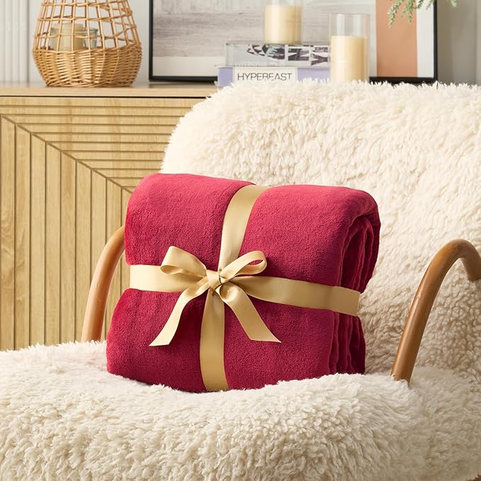 Hansleep Fleece Red Queen Blanket, Super Soft Flannel Fuzzy Plush Cozy Blanket for All Seasons, Red, Queen 90x90 Inches