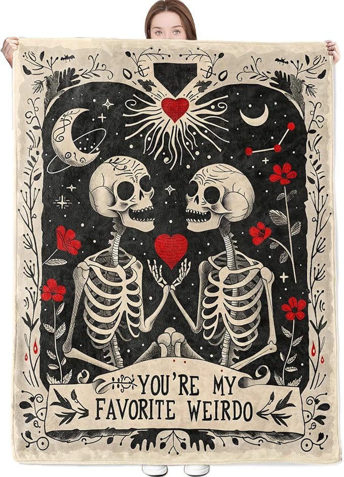 Gothic Skull Blanket Romantic Skeleton Couple Holding Heart Throw Blankets Lightweight Flannel Throws for Camping Couch Chair Office Bed Goth Halloween Home Decor Gifts for Adults,50x40inch