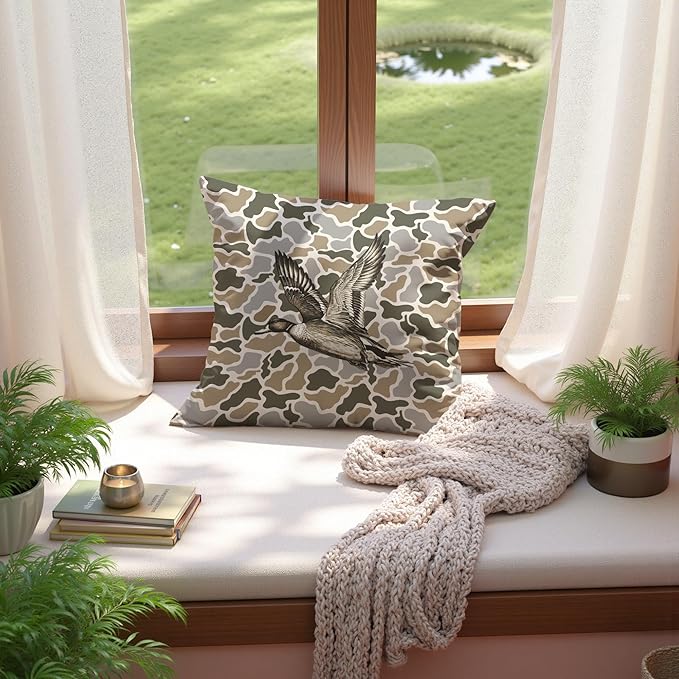 Mallard Duck Camo Pillow Cover 18x18, Duck Hunting Decor, Farmhouse Retro Wildlife Hunting Decorative Throw Pillow Cover for Kids Room Home Bedroom Living Room Cabin Sofa Couch
