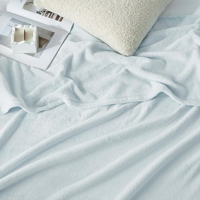 Hansleep Fleece Ice Blue Throw XL Blanket, Super Soft Flannel Fuzzy Plush Cozy Blanket for All Seasons, Ice Blue, Throw XL 50x70 Inches
