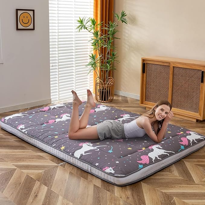 MAXYOYO Futon Mattress, Unicorn Pattern Japanese Floor Mattress Quilted Bed Mattress Topper, Extra Thick Folding Sleeping Pad Breathable Floor Lounger Guest Bed for Camping, Grey, Twin
