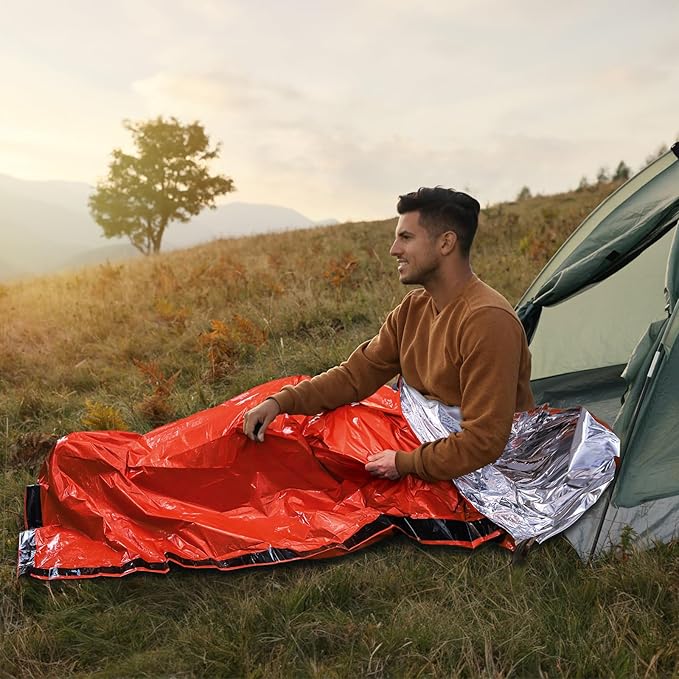 Noamus 6 Pack Emergency Survival Sleeping Bags, Thermal Bivy Sack Blanket, Lightweight Portable Nylon Sack with Whistle, Aluminized PE Survival Gear Supplies for Camping Hiking, Outdoor Adventure