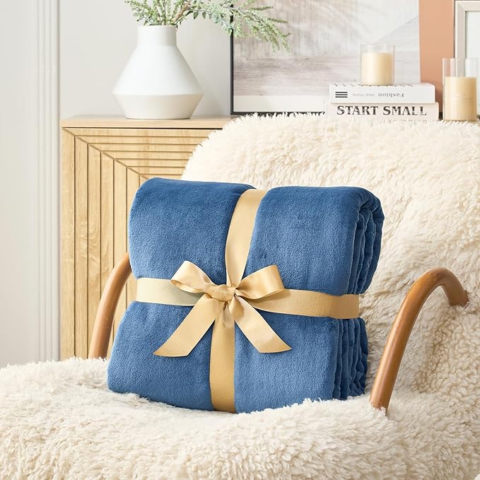 Hansleep Fleece Mineral Blue King Blanket, Flannel Fuzzy Plush Cozy Blanket for All Seasons, Mineral Blue, King 90x108 Inches