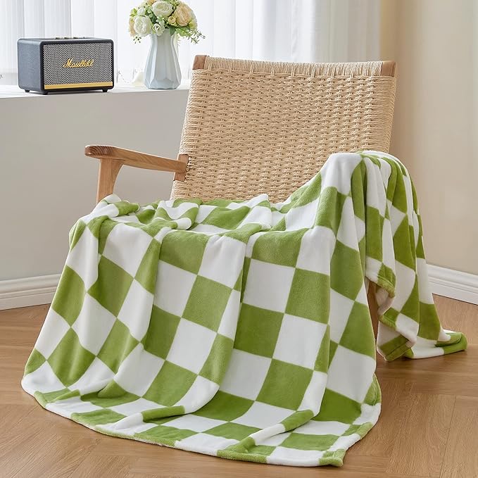 BEDELITE Checkered Throw Blanket for Couch, Soft & Cozy Fleece Flannel Blanket with Checkerboard Grid Home Decor, Checkered Green, 50x60 Inches