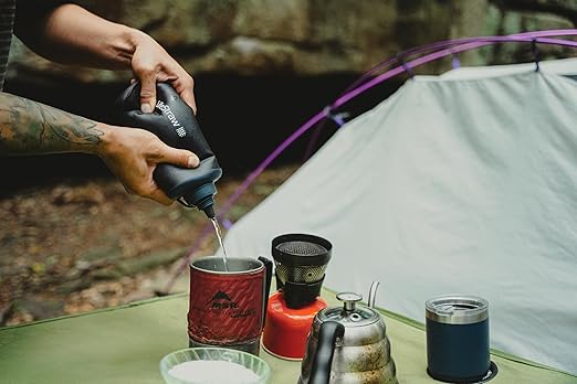 LifeStraw Peak Series - Collapsible Squeeze Bottle Water Filter System – 650ml for Trail Running, Through Hiking, Travel, Cycling, and Fishing; Dark Mountain Gray