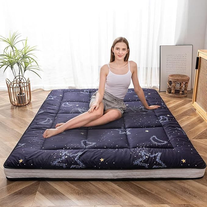 MAXYOYO Black Moon and Star Futon Mattress, Padded Japanese Floor Mattress Quilted Bed Mattress Topper, Extra Thick Folding Sleeping Pad Floor Lounger Guest Bed for Camping Couch, Queen