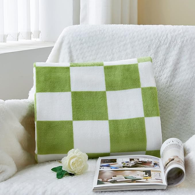 BEDELITE Checkered Twin Blanket for Couch Bed, Soft & Cozy Fleece Flannel Blanket with Checkerboard Grid Home Decor, Checkered Green, 60x80 Inches