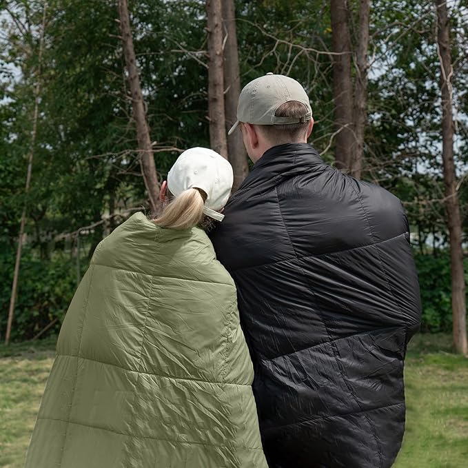 SUNNYFEEL Outdoor Camping Blanket,52"x78", Lightweight Down Waterproof Nylon Blanket Quilt for Traveling Hiking Picnic Stadium Beach Party，Army Green