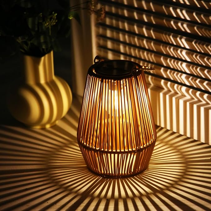 Solar Lanterns, KagoLing Solar Lanterns Outdoor Waterproof Hanging Solar Lights Outdoor Waterproof Solar Lamp Lights for Outside Garden,Yard,Patio,Porch,Trees,Lawn,Pathway Decor Gifts for Women Mom
