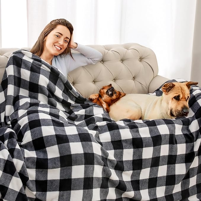 BEDELITE Plaid Fleece Twin Blanket for Couch & Bed, Black & White Checkered Flannel Blanket, Cozy & Soft Buffalo Plaid Decor Blanket for Women, Men, 60"x80"