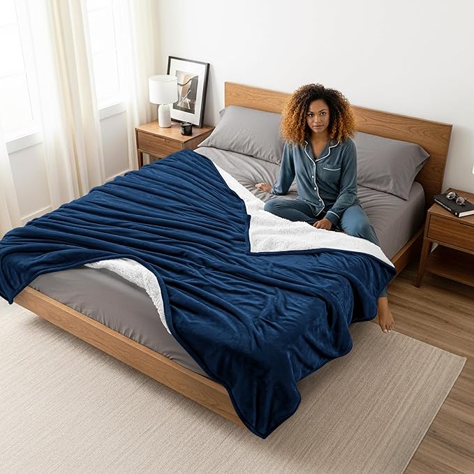 Utopia Bedding Sherpa Blanket King Size (Navy, 90x102 Inches) - Soft Lightweight Plush Fleece Reversible Blanket for Bed, Sofa, Couch, Camping and Travel