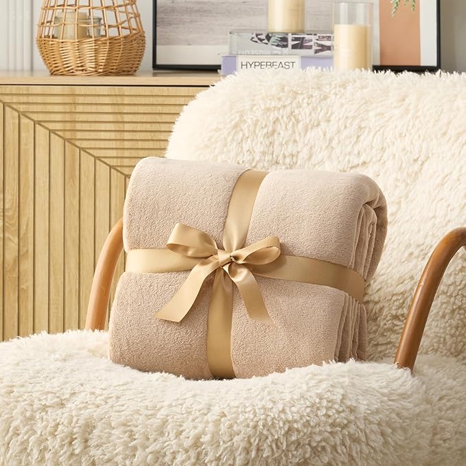 Hansleep Fleece Light Camel Throw XL Blanket, Super Soft Flannel Fuzzy Plush Cozy Blanket for All Seasons, Light Camel, Throw XL 50x70 Inches