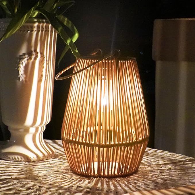 Solar Lanterns, KagoLing Solar Lanterns Outdoor Waterproof Gifts for Women Hanging Lights Outdoor Christmas Lamp Lights Decoration for Outside Garden,Yard,Patio,Porch,Trees,Lawn,Pathway Decor, 2 Pack