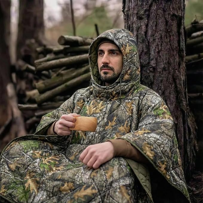 LOOGU Camo Blanket Waterproof Insulation Poncho Liner for Outdoor Camping, Hiking, Hunting, Survival, Backpacking, Picnicking