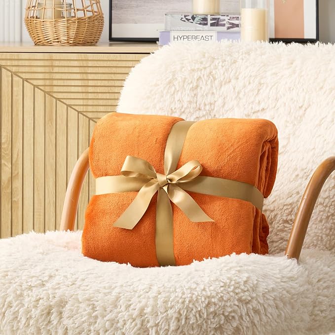 Hansleep Fleece Orange Throw Blanket, Super Soft Flannel Fuzzy Plush Cozy Blanket for All Seasons, Orange, Throw 50x60 Inches
