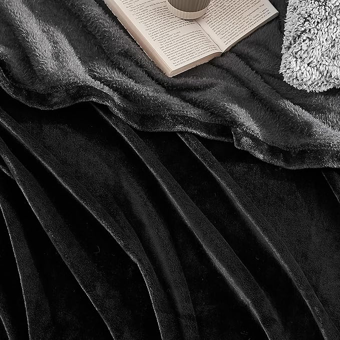 Hansleep Fleece Black Throw XL Blanket, Super Soft Flannel Fuzzy Plush Cozy Blanket for All Seasons, Black, Throw XL 50x70 Inches