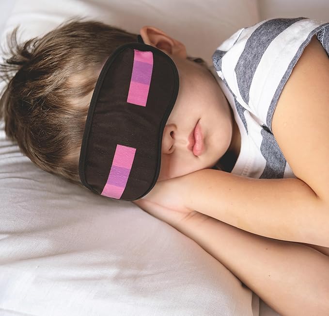 Minecraft Creeper 3 Piece Sleepover Set - Cozy & Warm Slumber Bag with Pillow & Eye Mask (Official Minecraft Product)