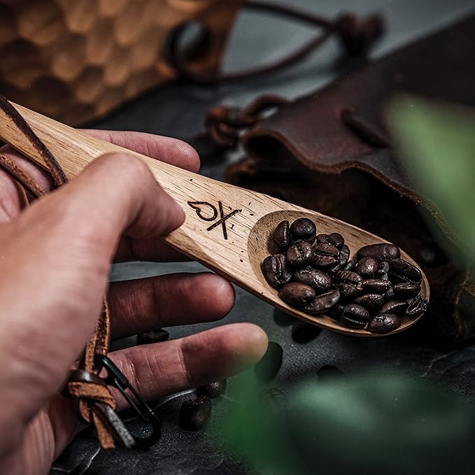 Überleben | Kanu Wooden Camping Spoon – Handcarved Nordic Utensil with Lanyard & Carabiner – Lightweight Reusable Survival Tool & Camping Essentials Bushcraft Gear