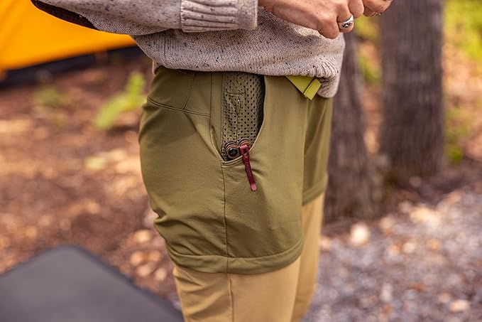 Gerber Gear Stakeout Spark - Multi-Tool Folding Knife for Backpacking, Survival, Camping, Outdoor - Pocket Tool w/Bottle Opener, Tent Stake Puller, Scissors, Tweezers - Coyote Brown