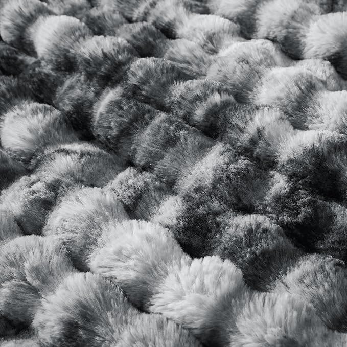 50x60 Inches Ultra-Soft Fuzzy Faux Fur Plush Throw Blanket - Thick, Warm Sherpa for Couch, Sofa, Bedroom, Camping - Decorative Blanket for Cozy Warmth, Bubble Light Grey Tie Dye